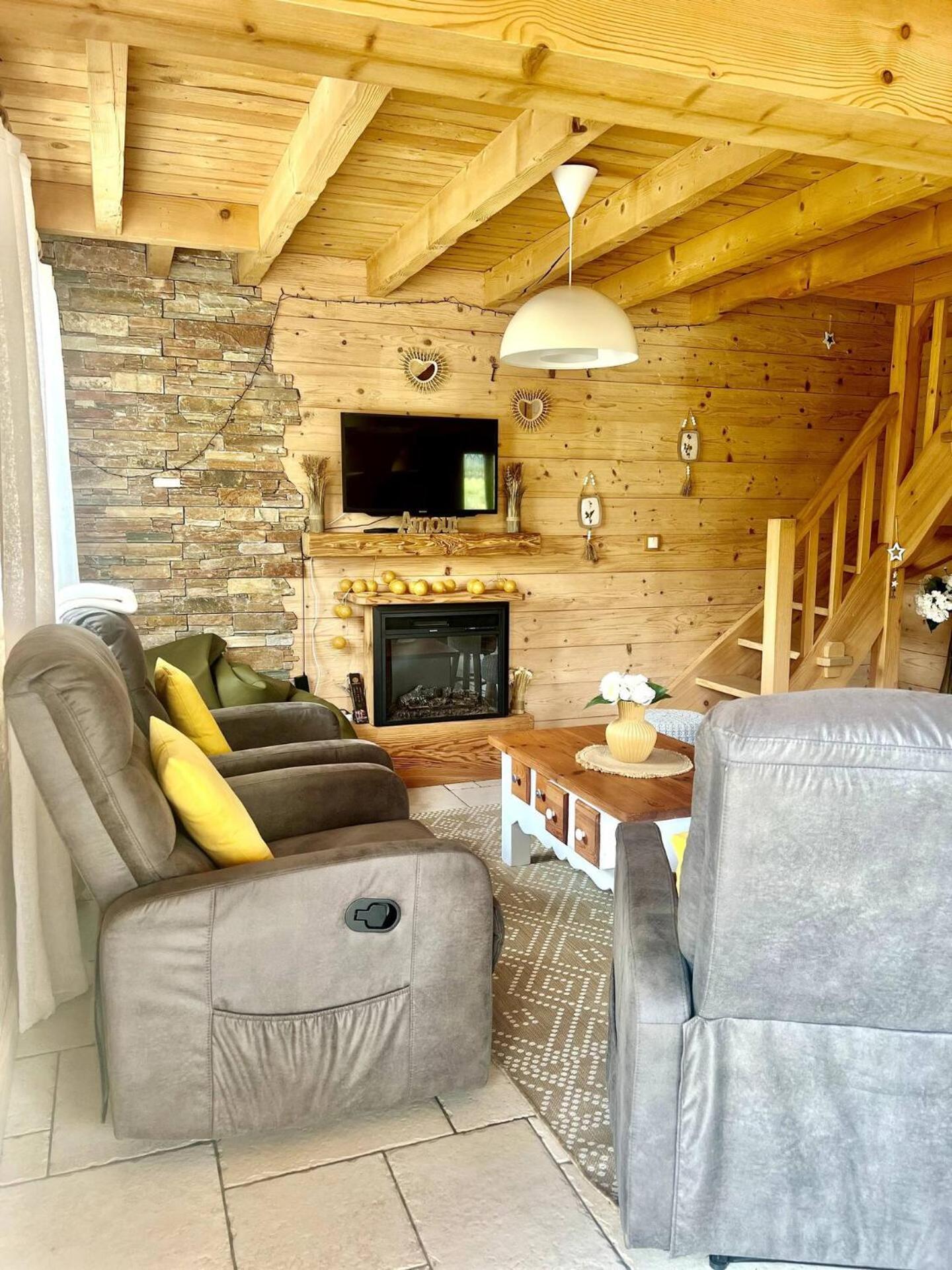 Charming Family Chalet For 8 People, With Private Hot Tub Les Clefs Extérieur photo