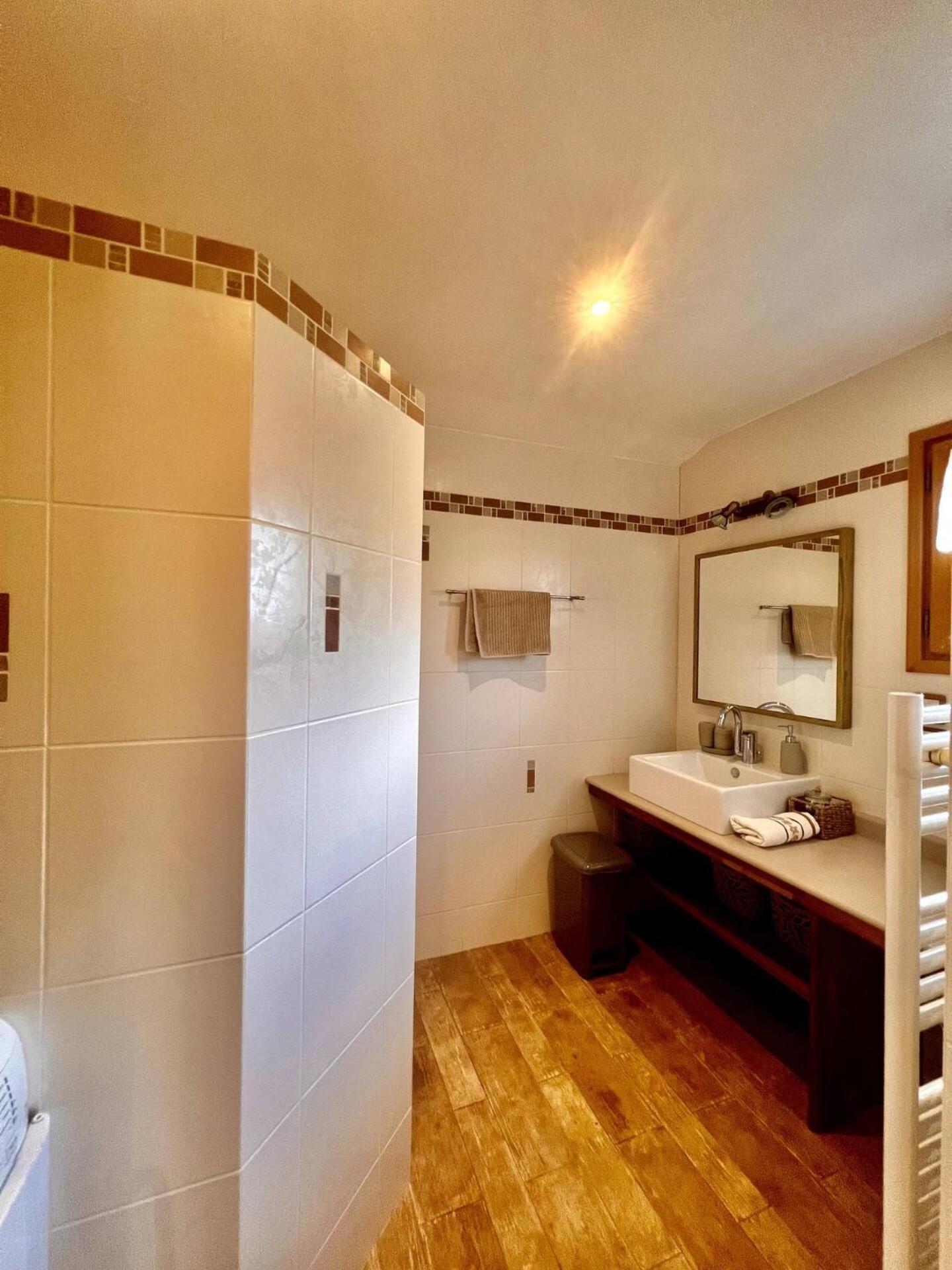 Charming Family Chalet For 8 People, With Private Hot Tub Les Clefs Extérieur photo